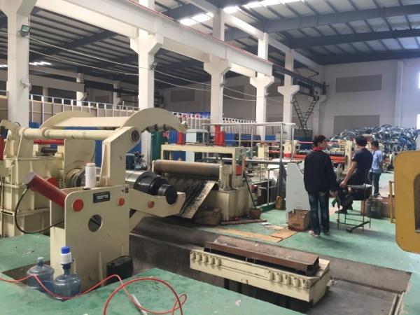 China 0.2-2.5MM Steel Sheet Metal Slitting Machine , Coil Cutting Machine High Speed factory