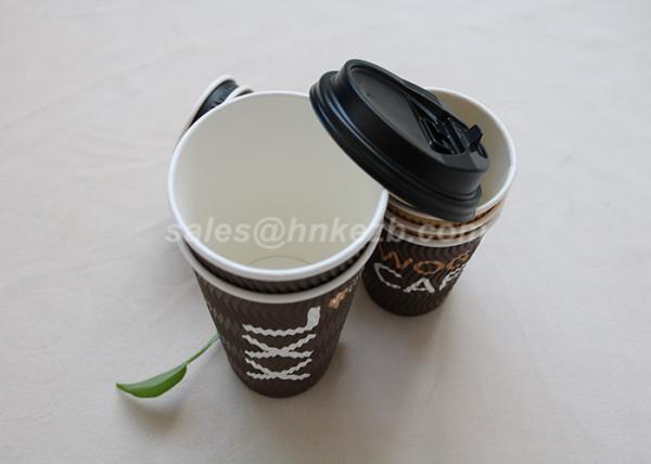 China Customized 20oz Hot Drink Cups With Lids , Ripple Disposable Cups For Hot Drinks factory