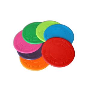 China 18cm Diameter Pet Play Toys Silicone Material Flying Disc For Dog Training factory