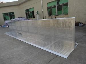 China 30kg Crowd Control Barriers Easy Assemble Concert Pedestrian Silver Barrier factory