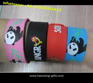 China Hot sale custom personalized slap bracelets/snap silicone wristbands factory