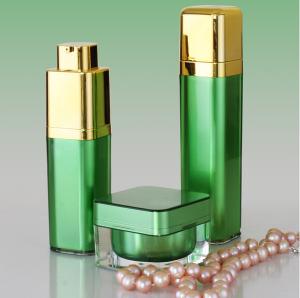 China Golden Pump Acrylic Lotion Bottles Jars, Green Square Acrylic Cosmetic Package Bottle Jars on sale