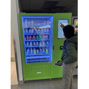China Boost Your Snack Business Success With Snack Food Vending Machine And Real-Time Expiration Date Monitoring System factory
