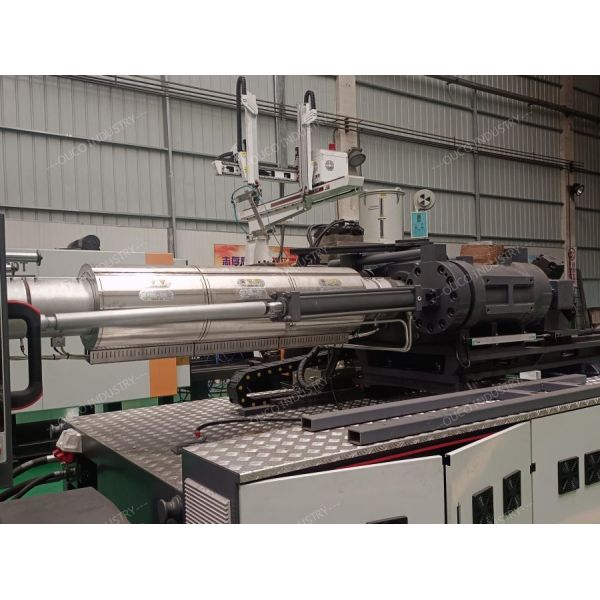 Plastic Bucket Injection Molding Machine ISO9001 Paint Injection Moulding Machine