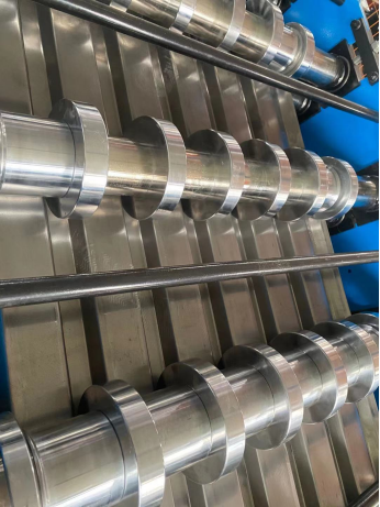 High Speed Dovetail Shape Floor Steel Decking Roll Forming Machine