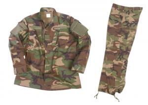 China Pleated Back Military Camo Outfit , Desert Camouflage Uniform With Sleeve Pocket factory