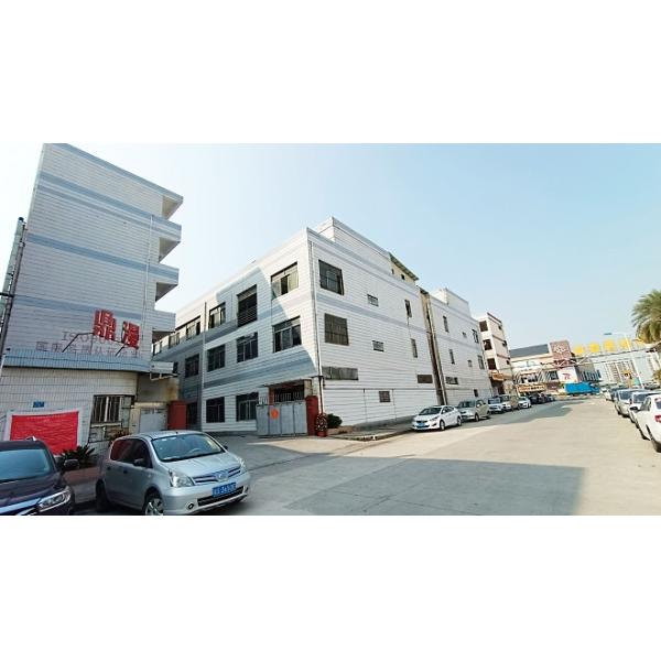 6 Inches Baby Plush Rattle , Multicolor Tag Rattle Ball