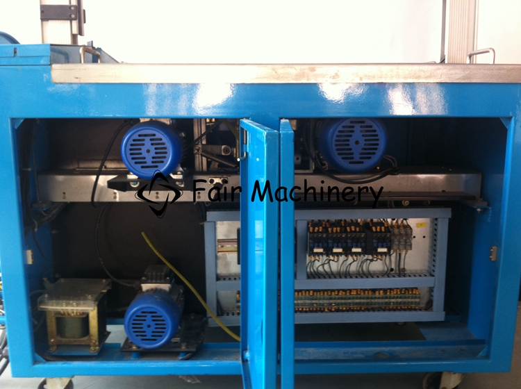 3PH 380VAC Carton Box Packaging Machine , 0.5KW Case Strapping Machine