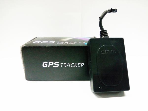 China 4G LTE Network Multiple GPS GSM Tracker With Vibration Alarm For Vehicles factory