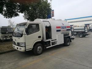 China 5.5CBM Small Propane Cylinder Truck , 2 Tons Mobile Lpg Truck Tanker on sale