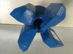 China Chevron Type Drag Drill Bit Three Or Four Wings For Midium Or Hard Grounds factory