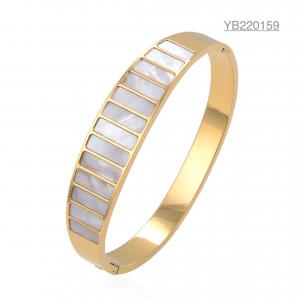 China European And American Style Bracelet Stainless Steel Bracelet Vertical Stripe Inlaid Bangle factory
