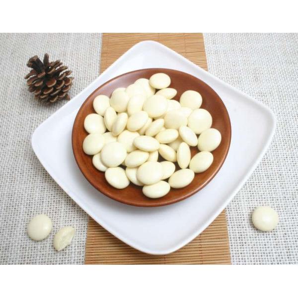 Milk Powder Chocolate Bean In Bulk For Confectionery Store / Coconut Candy Balls