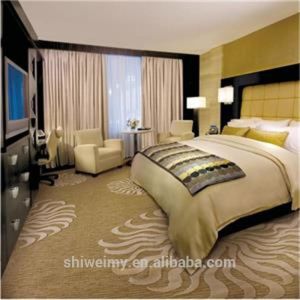 China Hot sales embroidered badge pattern cut loop pile indoor carpet factory