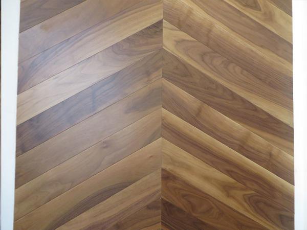 China American walnut Chevron parquet engineered wood flooring; Chevron in American Walnut wood flooring factory