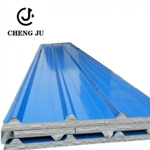 China 0.3-0.8mm Insulated Sandwich Panel Roofing Foam Polyurethane Core Insulation Sandwich Roof Panel factory
