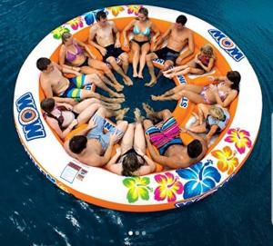 China Amazing Inflatable Water Platform Island Water Toys 10 People Inflatable Floating Sofa With Coffe Cup factory