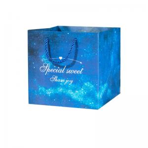 China Buy Custom Printed Square Wide Gusset Paper Paper Carry Bags Manufacturers factory
