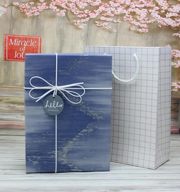Custom Printing Cardboard Gift Packaging Boxes Clamshell Folding Paper Box