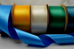 China Polyester 4m Roll 38mm Double Sided Satin Ribbon factory