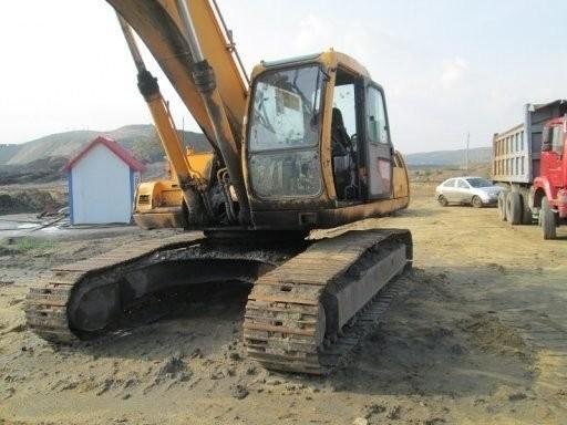 China hyundai 260-5 used excavator for sale excavators digger 345DL factory