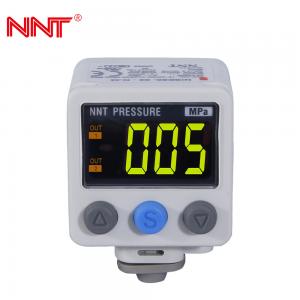 China 28V Digital Differential Pressure Switch , 80A Digital Pressure Switch For Air Compressor factory