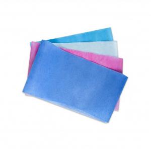 China 30gsm PP Non Woven Fabric Disposable Clothing Material With PE Film Laminate factory
