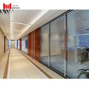 China 6063 Aluminum Frame Modular Office Partition Walls With Blind factory