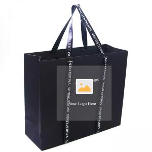 China OEM 20x25x10cm Personalized Paper Garment Bags With Satin Ribbon factory