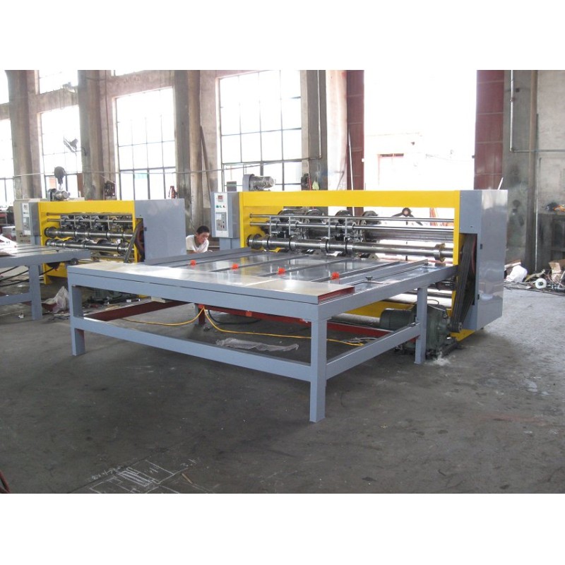 Chain Feeding Eccentric Slotter Machine , Box Making Corrugation Machine