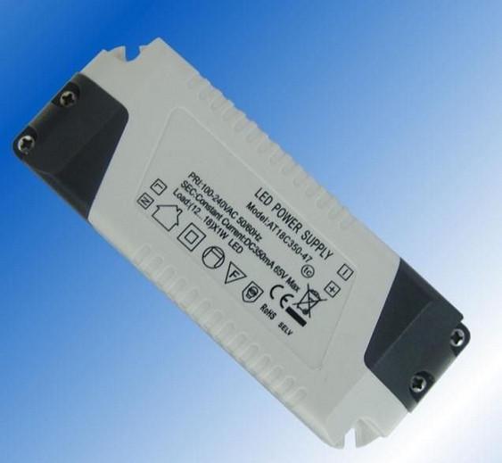 China 21W 700Ma Constant Current Led Driver / Led strip Power Supply 12V factory