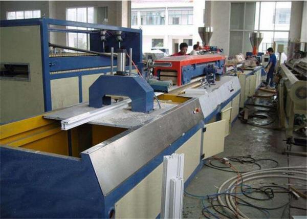 China UPVC PVC Plastic Profile Extrusion Line with 120 - 150 kg/h Capacity factory