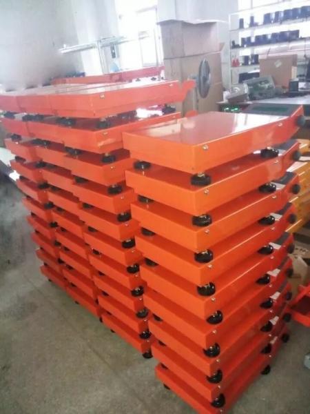 China 3000kg Small Industrial Floor Scale Lightweight Electronic Platform Floor Scales factory