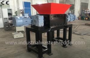 China Rolls / Tubes Cardboard Box Shredder Machine Multi - Claw Blades Uniform Discharging factory