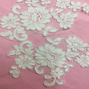 China Ivory Venise Cord Lace Applique for Bridal Gown Wedding Dress decor,one pair factory