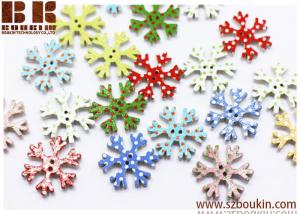 China Christmas Snowflakes Wooden Button Polka Dot  Christmas Holiday Decoration factory