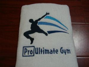 China 100pcs custom embroidery logo sport/gym/golf hand towel face towel factory