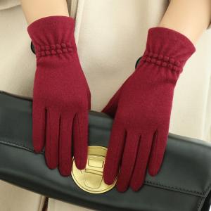 China Fashion Red Women OEM Super Warm Winter Gloves Sensitive Screen Touch Cycling factory