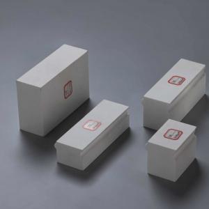 China Electrical Insulation Alumina Ceramic Brick Alumina Refractory Brick 9 Mohs factory