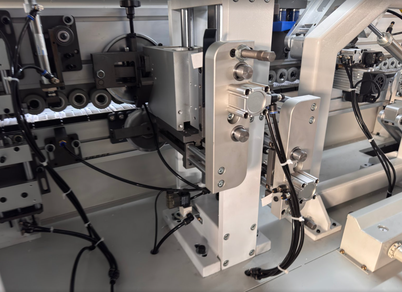 12 Functions Automatic Edge Bander Machine Banding Machine 28KW