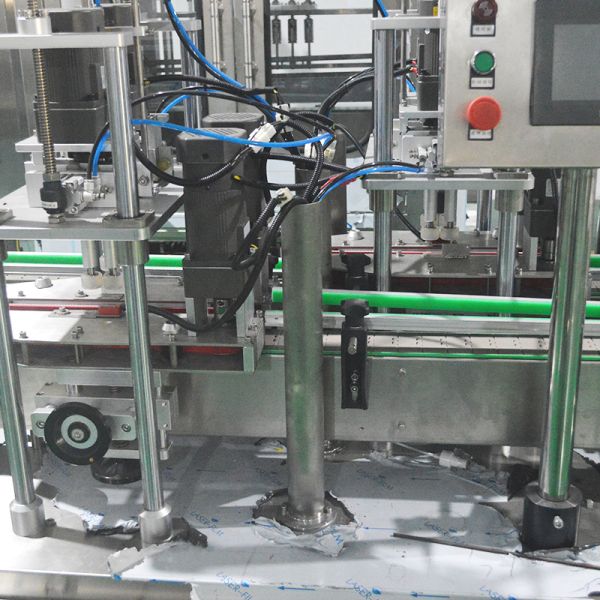 Automatic Grade Automatic Peristaltic Pump 16 Nozzles Filling Machine for Small Bottle