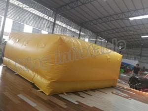 China Giant Outdoor And Indoor Inflatable Sports Games / Inflatable Jumping Bed factory