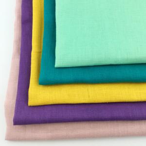China Wrinkle Free Dyed 60*60 Plain Woven Linen Fabric 105gsm Linen Shirt Cloth factory