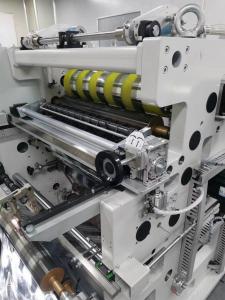 China Multi Functional 120mm Automatic Roll Slitter Servo Motor Driven Paper Slitter Rewinder Machine factory