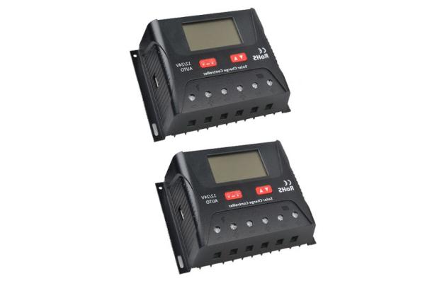 China LCD Display Digital Solar Charge Controller Pulse Width Modulation Charging factory
