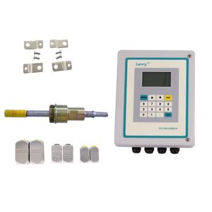 China Transit Time Ultrasonic Flow Rate Sensor Clamp On Type Fiberglass Housing factory