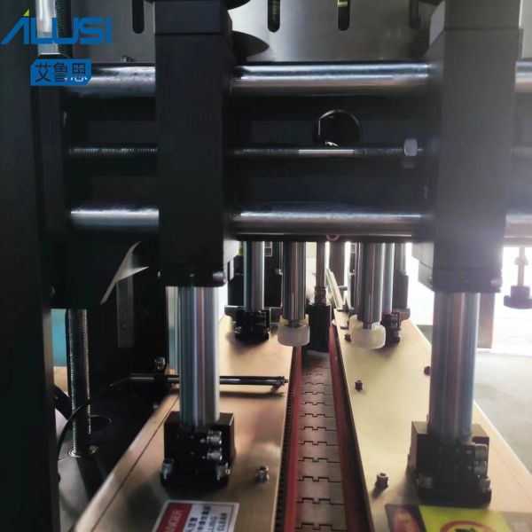 316L SUS Bottle Capping Machine Food Chemical Automatic Screwing Capping Machine