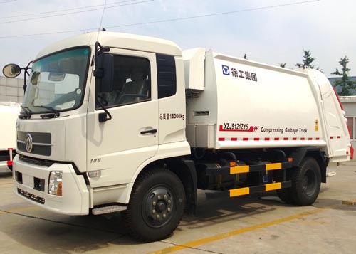 Hydraulic Rear Loader Garbage Trucks for Compressing / Collecting Trash