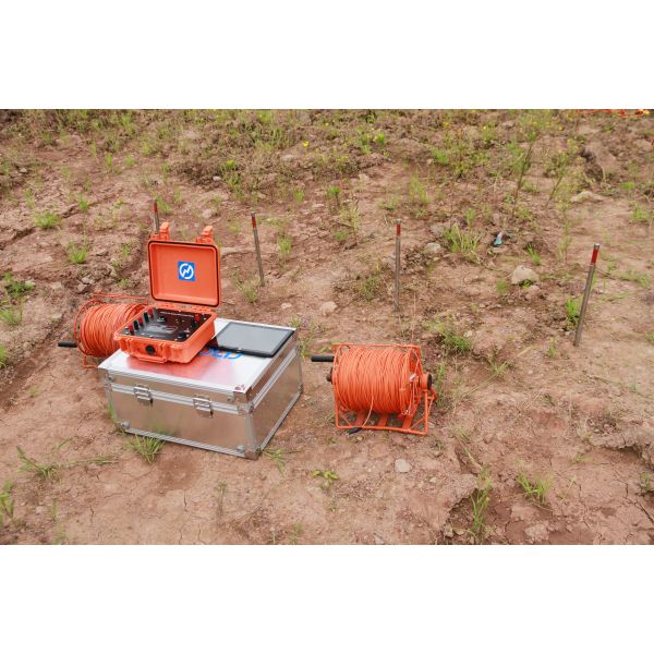 Surface Electrical Resistivity Testing Device 3D Resistivity Meter Imaging Underwater Gold Geophysical Exploration Equipment
