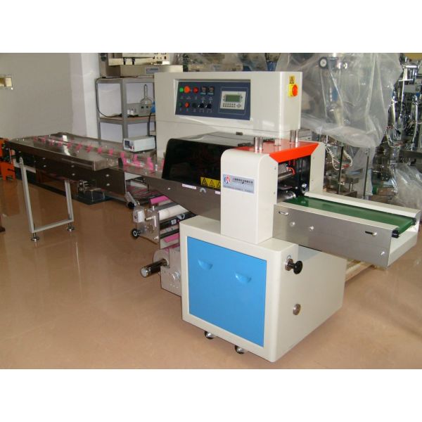 Double Frequency Automatic Pillow Packing Machine For Biscuit Cookie Mooncake
